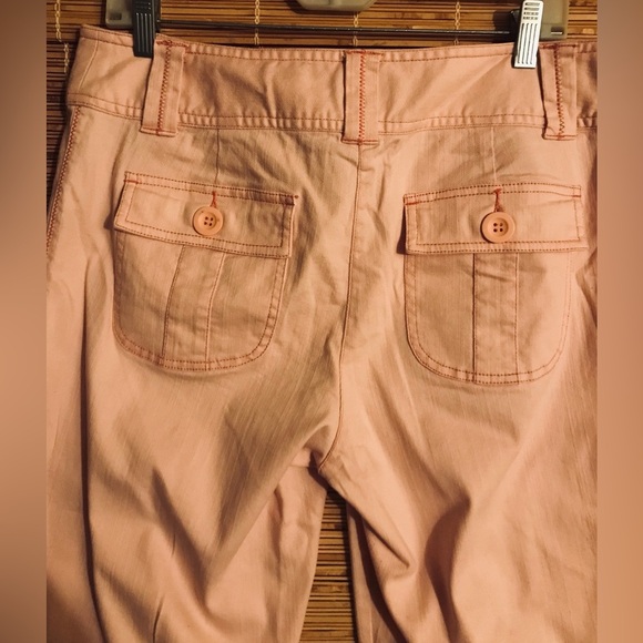 I N C International Concepts Pink Denim Capris Size 10 - Picture 4 of 6